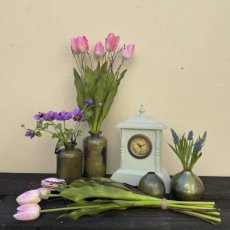Boeket zijden tulpen met magnolia